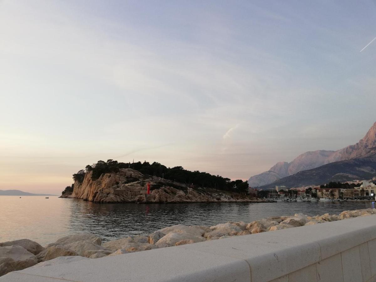Apartman Komadina Hotell Makarska Eksteriør bilde